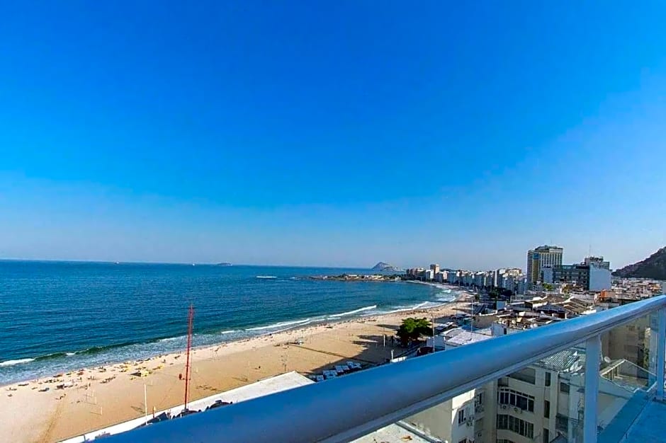 Flat Praia de Copacabana - Pé na Areia