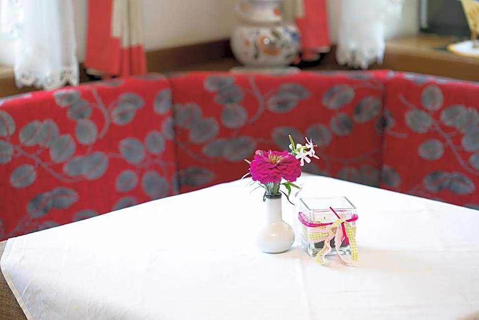 Tannerhof Bed & Breakfast