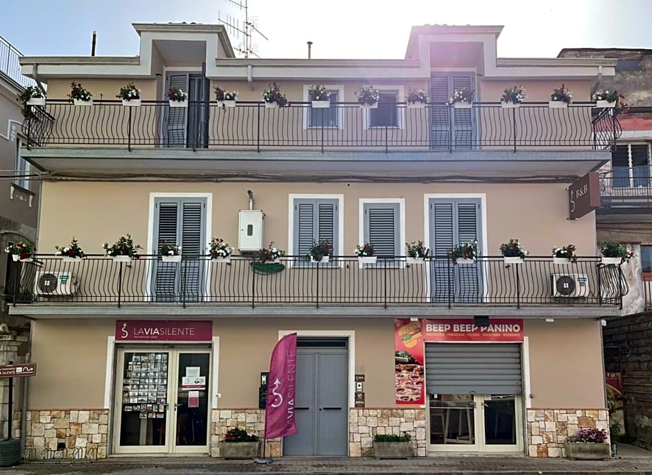 Palazzo ReSilente- B&B dell'Infopoint