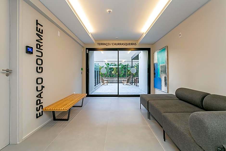 Studios Rio Branco by Viva - Prédio moderno, aptos com cama king-size no centro de Floripa