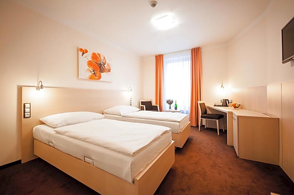 Photo 1 of 7 of Standard 1 Double Bed or 2 Beds