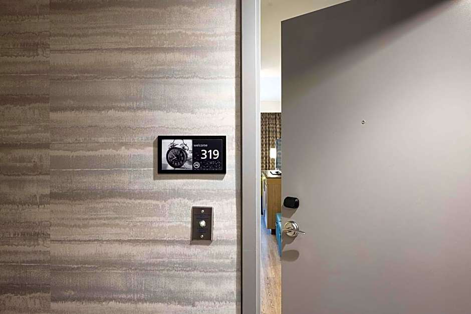 Hampton Inn By Hilton & Suites Miami Midtown, FL