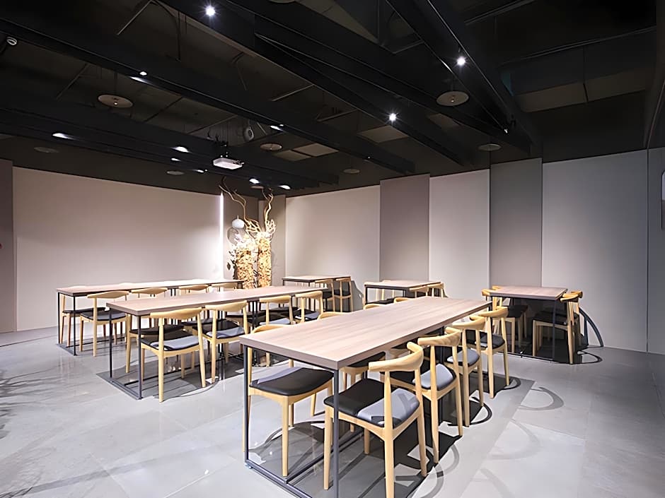 Chiayi Guanzhi Hotel