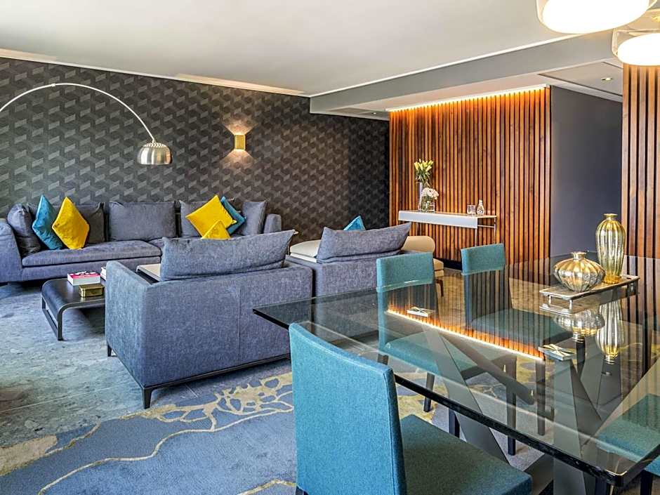 Pullman Santiago Vitacura