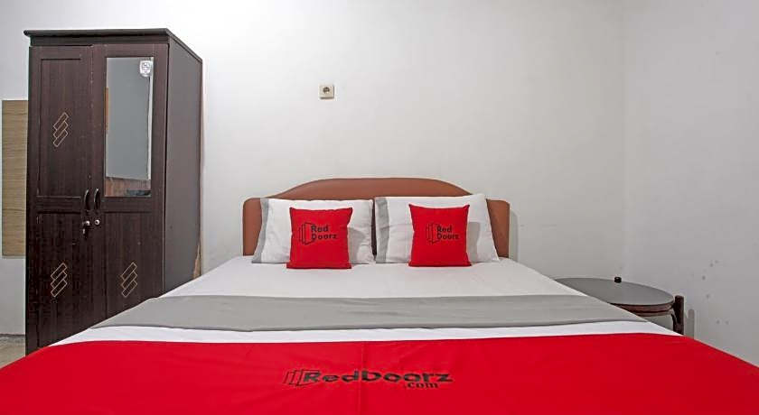 RedDoorz @ Soekarno Hatta 2