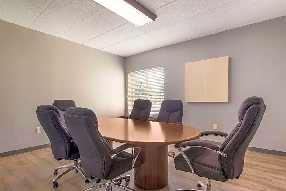 Quality Inn & Suites CVG Airport