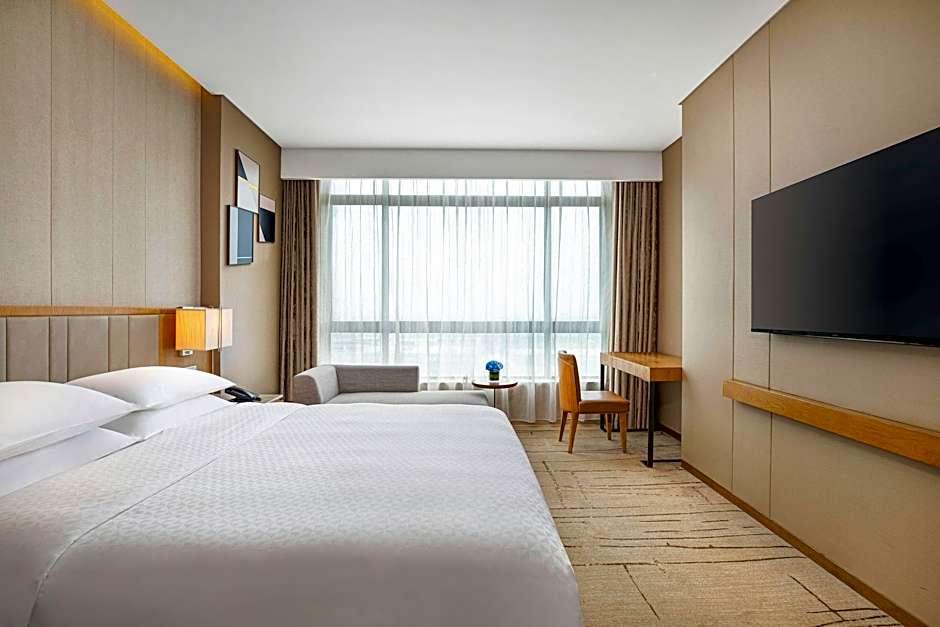 Four Points by Sheraton Shanghai, Kangqiao