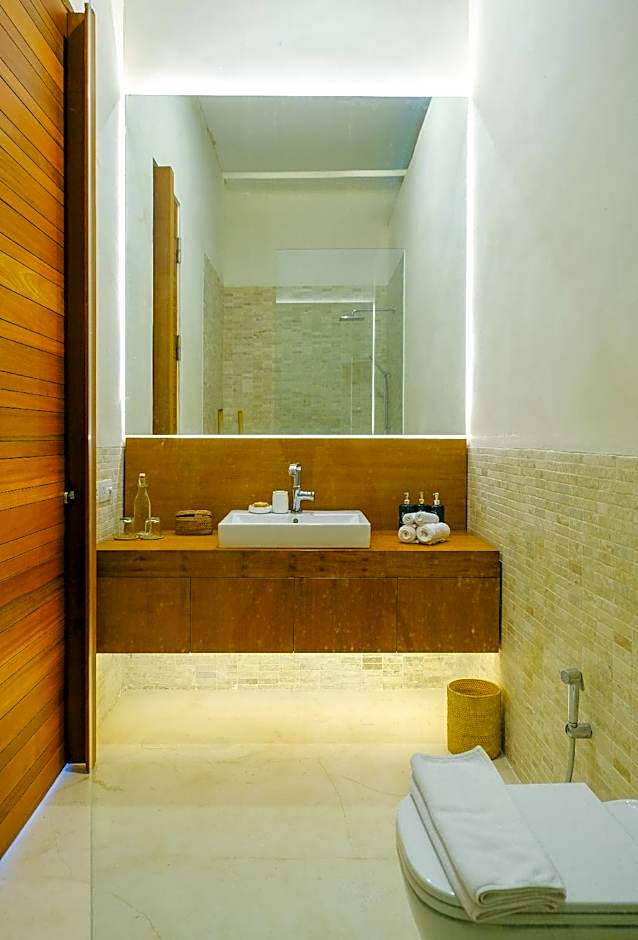 Em Hill Estate Lombok