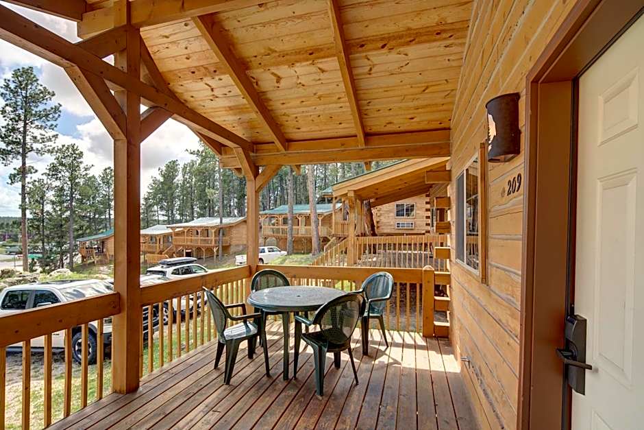 Rock Crest Lodge & Cabins