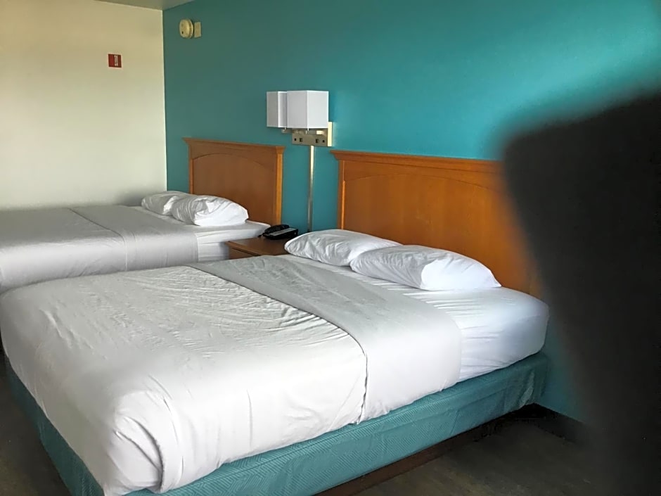 Motel 6-Baker City, OR