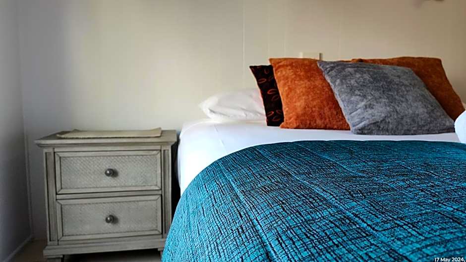 Pacific Palms Motor Inn