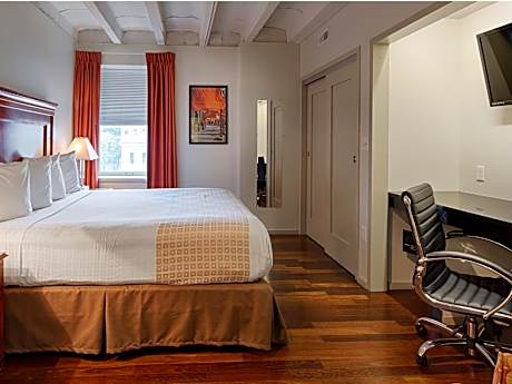 King Room with Spa Bath