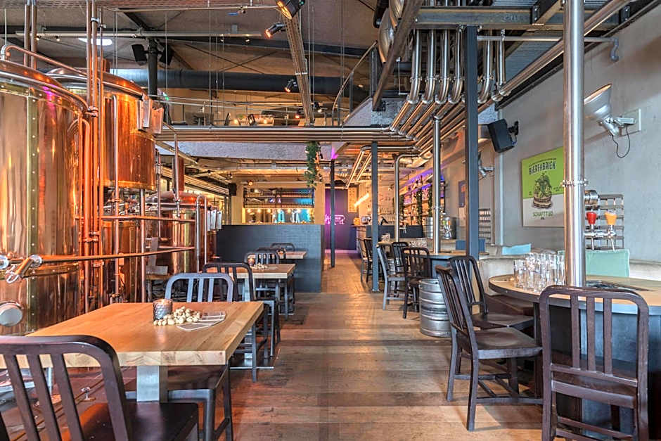 Leonardo Hotel Almere City Center