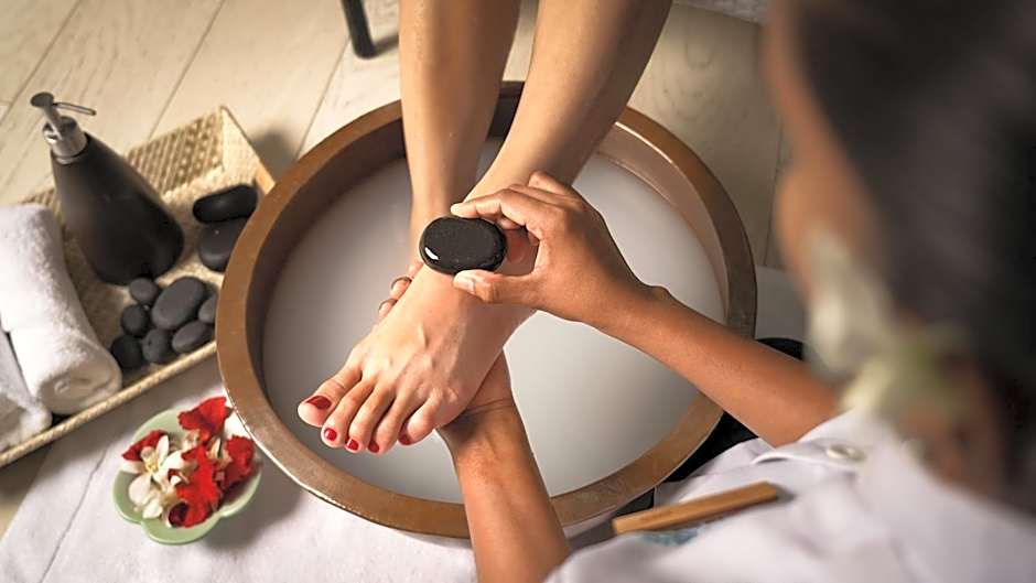 Grand Pacific Hotel By IHG