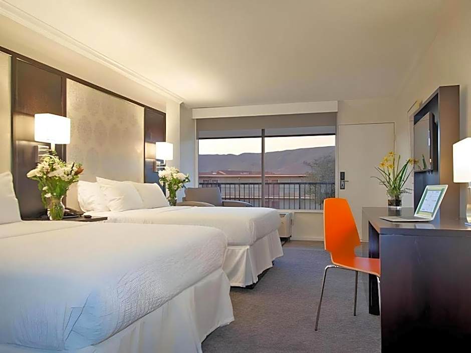 Park Pointe Hotel