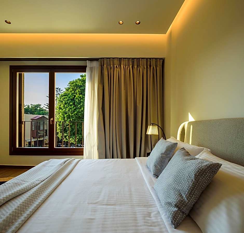 Arthur Suites in Old Town