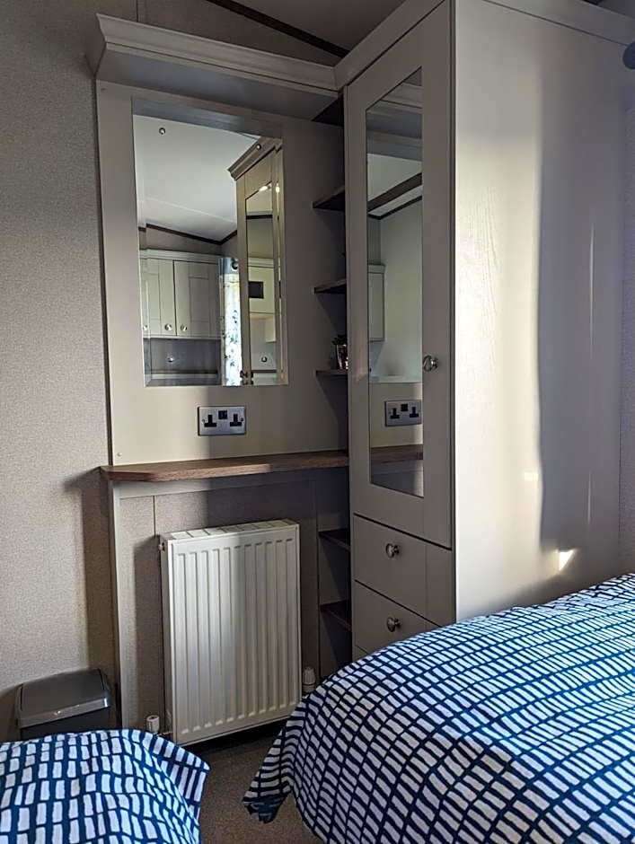 Luxury Caravan Littlesea Haven Frontline Fleet Lagoon Views