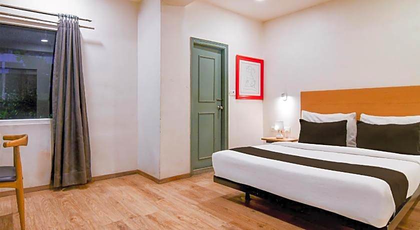 Super Townhouse VIP Road Formerly The Sky