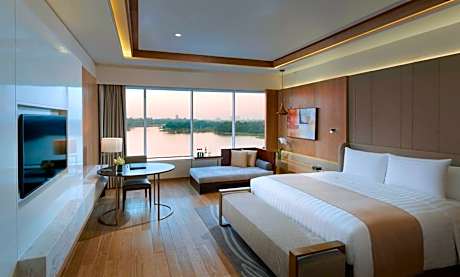 Premium Room with Lake View