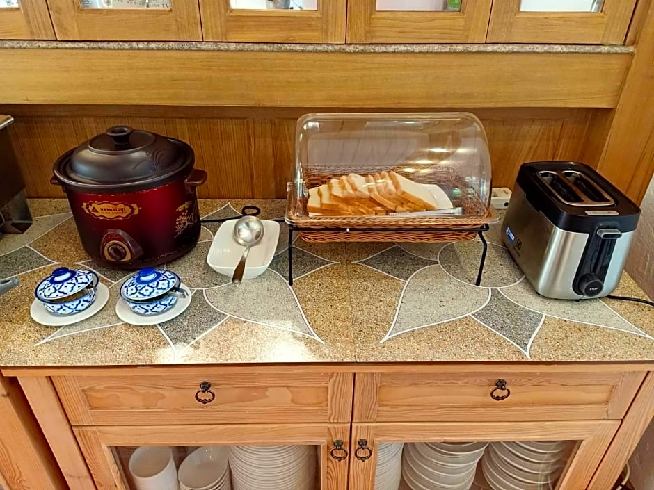 Rommai Green Park Boutique Hotel Resort