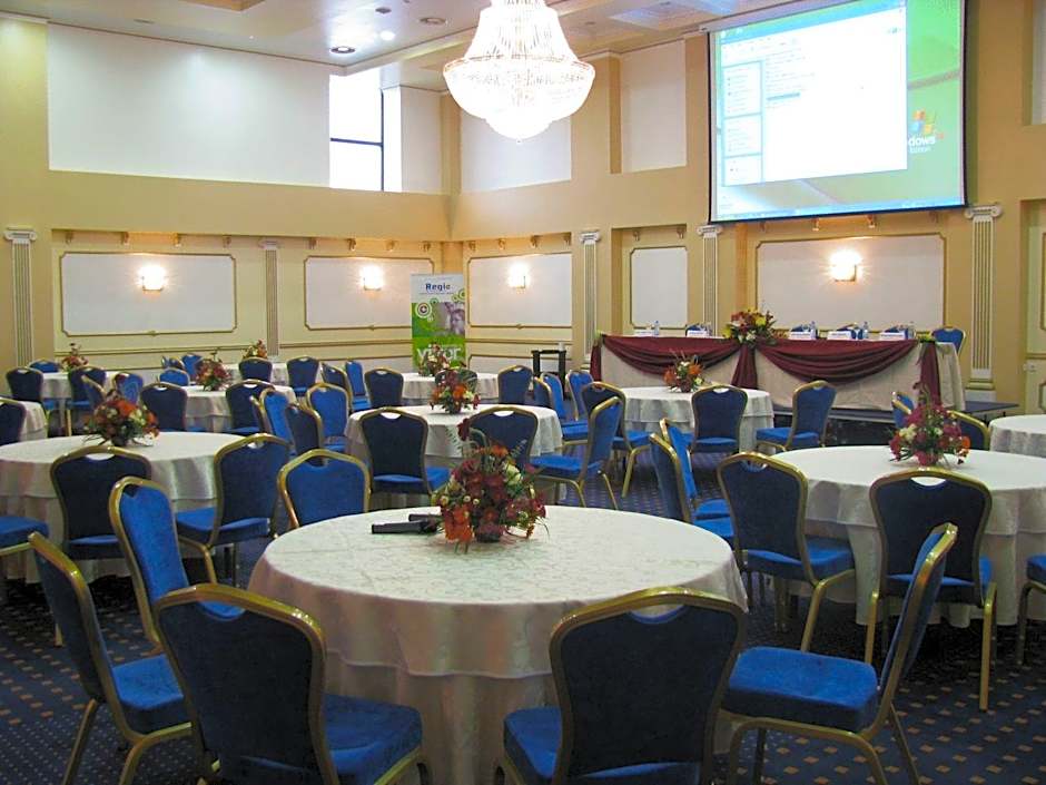 Hotel Rapsodia City Center