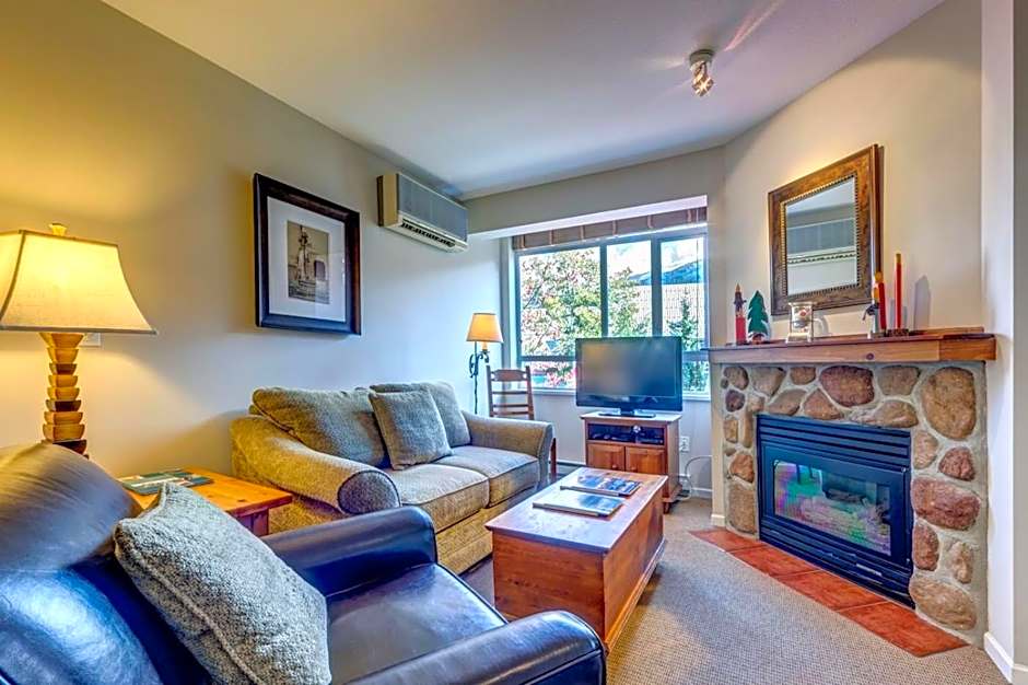 Town Plaza Suites by Golden Dreams