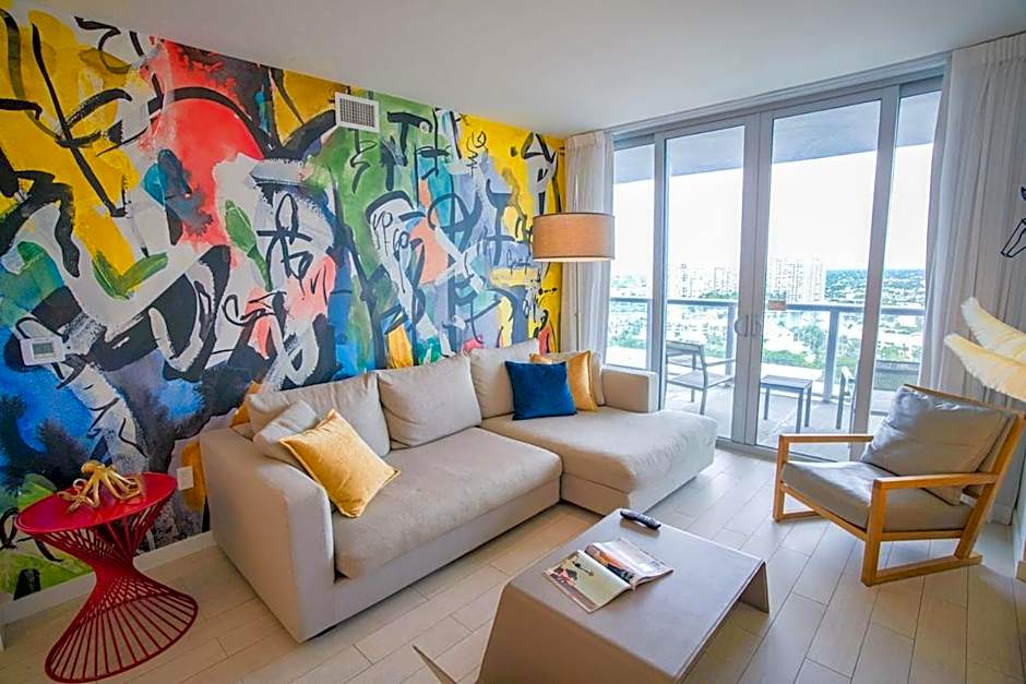 Water View Building With Pool - 5-Min Walk To The Beach