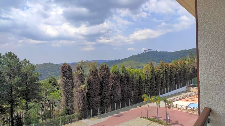 Suíte Condomínio Vista Azul - Pedra Azul