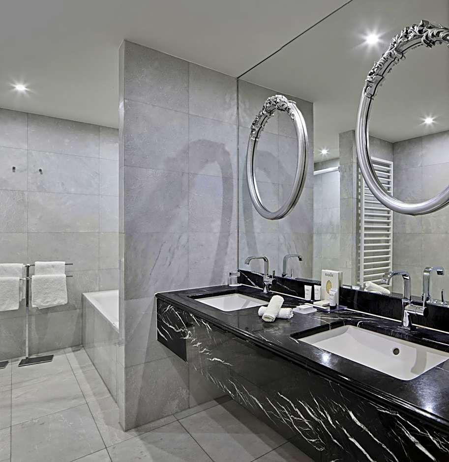 Titanic Gendarmenmarkt Berlin