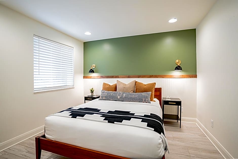 Pioneer Lodge Springdale