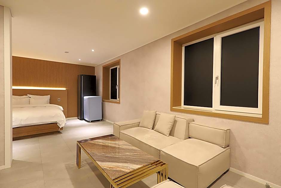 Hotel Bom Gunsan