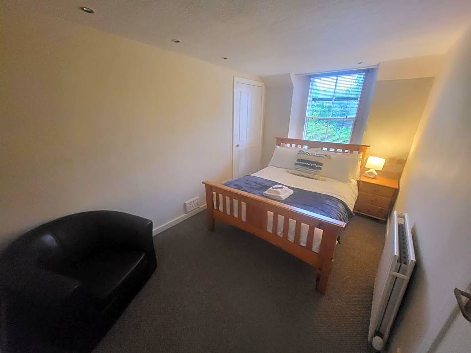 THE Waterloo Arms Hotel