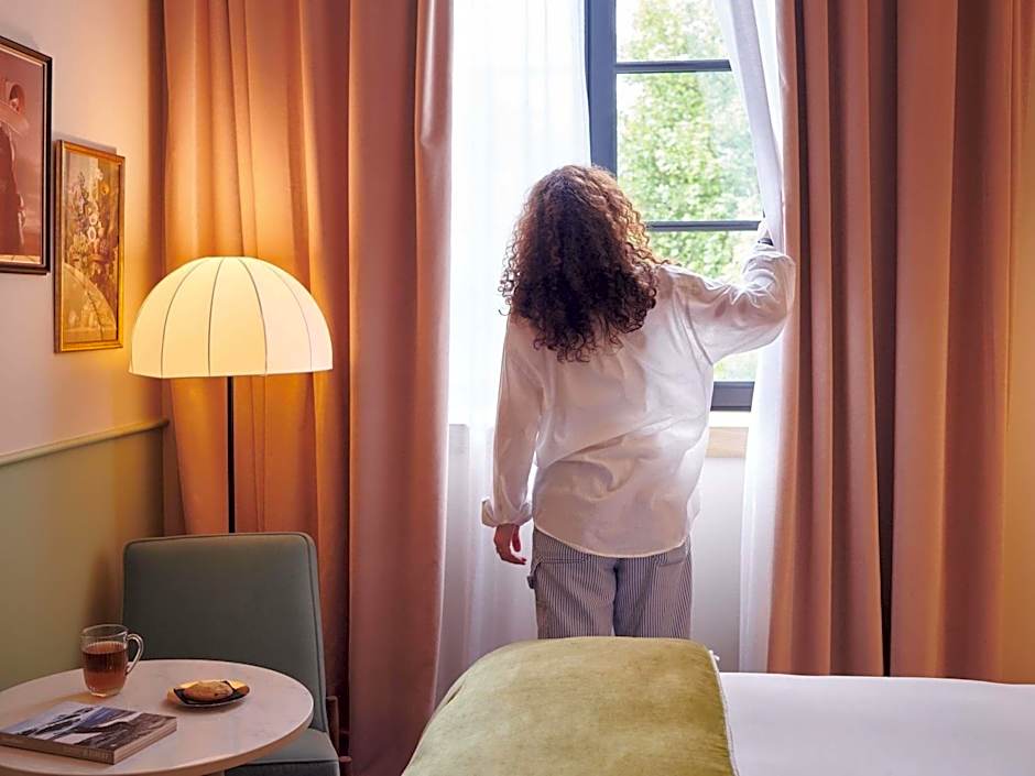 Square Lodge Hotel La Roche sur Yon - Handwritten Collection