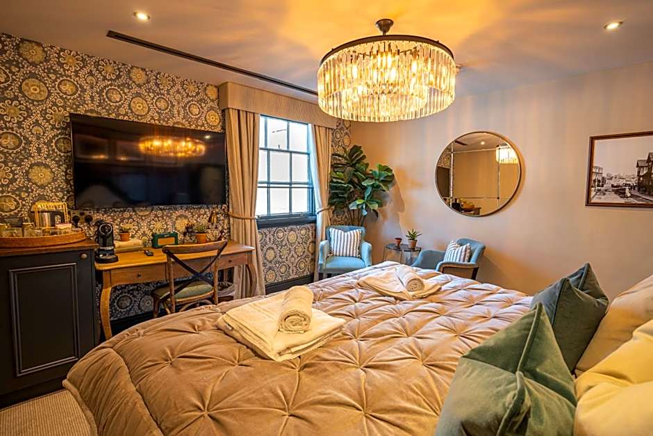 Salisbury Arms Hotel