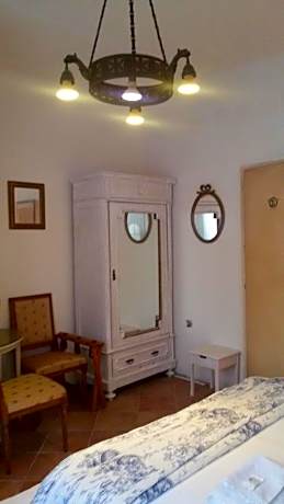 Double or Twin Room with Bathroom