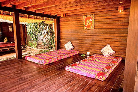 One-Bedroom Bungalow