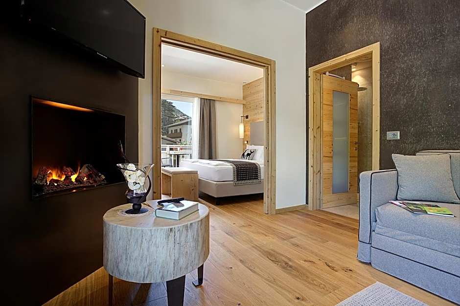 Photo 1 of 3 of Deluxe Suite