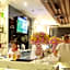 Hemingways Silk Hotel