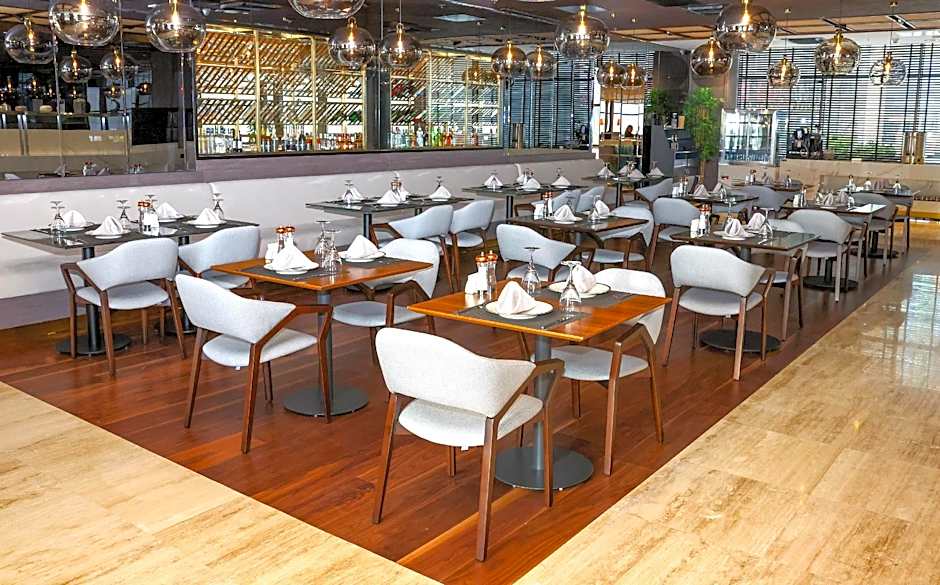 DoubleTree by Hilton Ankara Incek