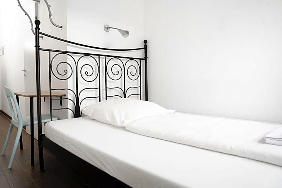 Station - Hostel for Backpackers
