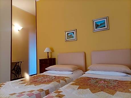 Two-Bedroom Suite