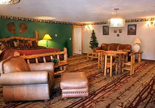 Gateway Inn And Suites