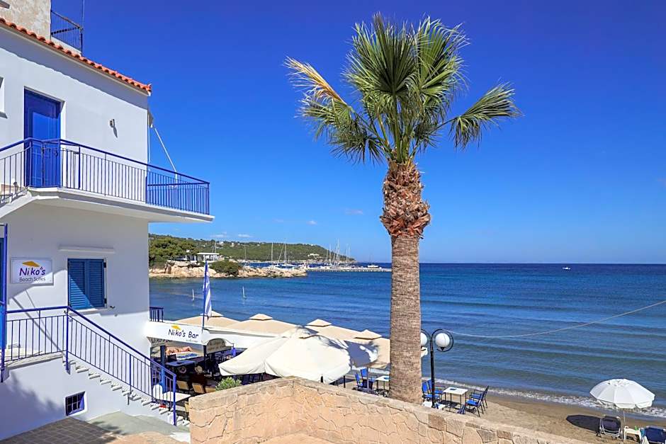 Niko's Beach Suites Νο2