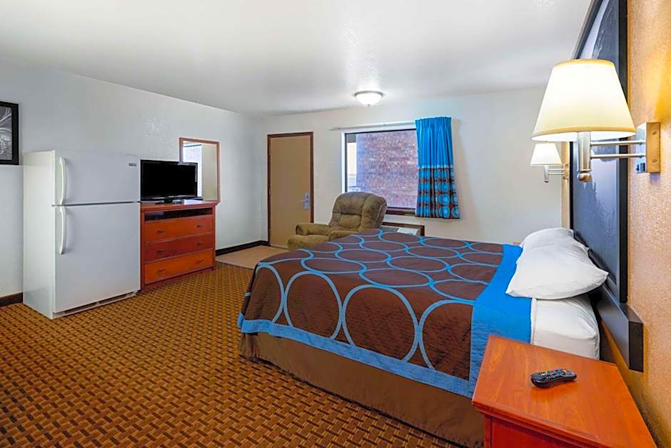 Super 8 by Wyndham Goodland