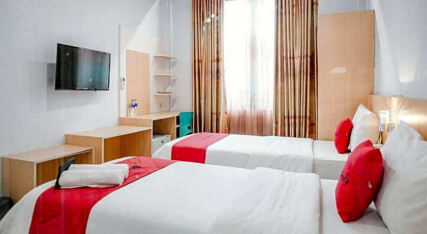 T-One Hotel