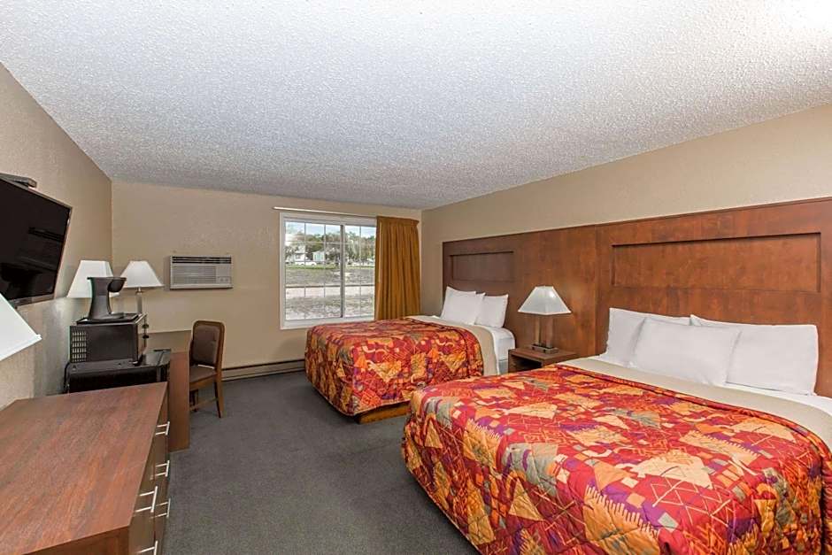 Days Inn by Wyndham Pierre