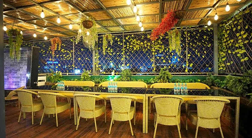 Hotel Haris MG Road