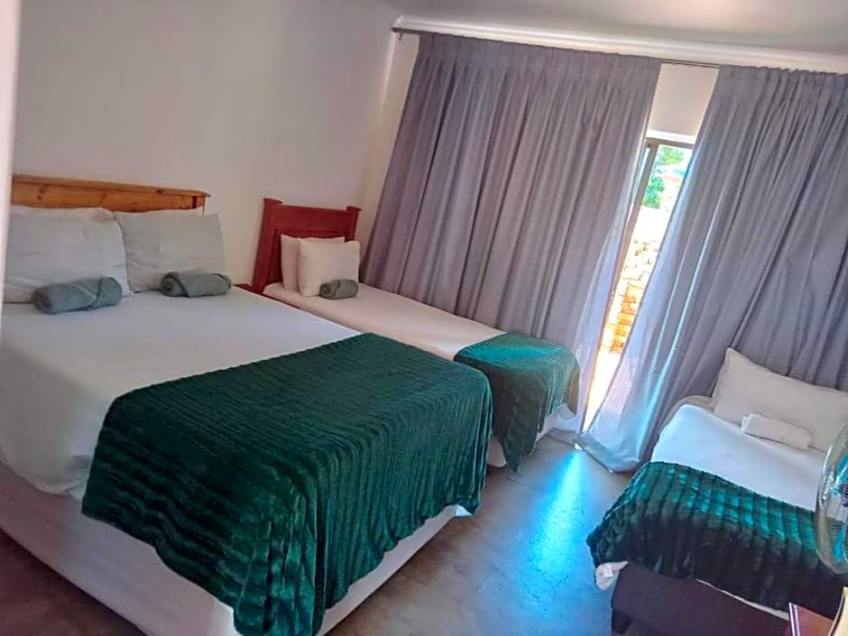 Woodpecker Guesthouse Middelburg Mpumalanga