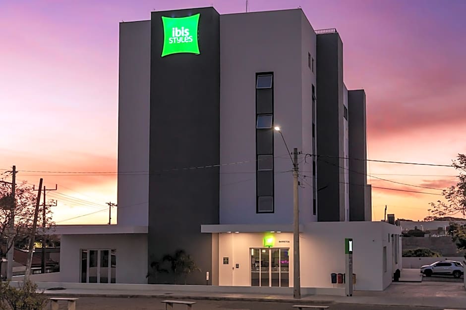 IBIS STYLES BARRETOS
