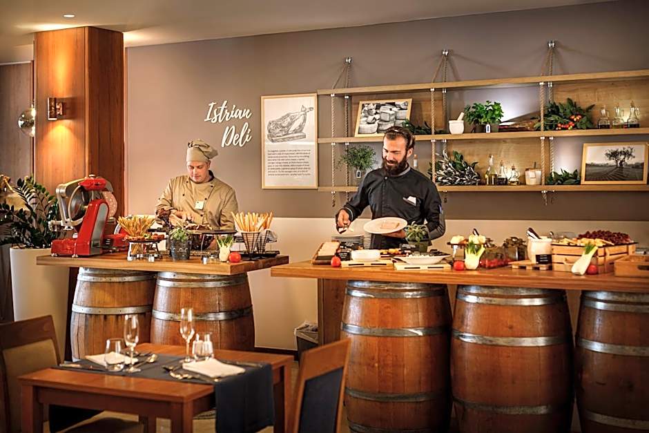 Valamar Riviera Hotel & Residence